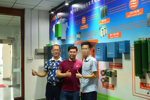 عملاء من أوزبكستان