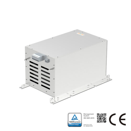 مرشح توافقي لمراوح EC من Fans-tech المتوافقة مع SC560F5-150-008. يمكن لمرشح واحد تشغيل ما يصل إلى 2 مراوح.